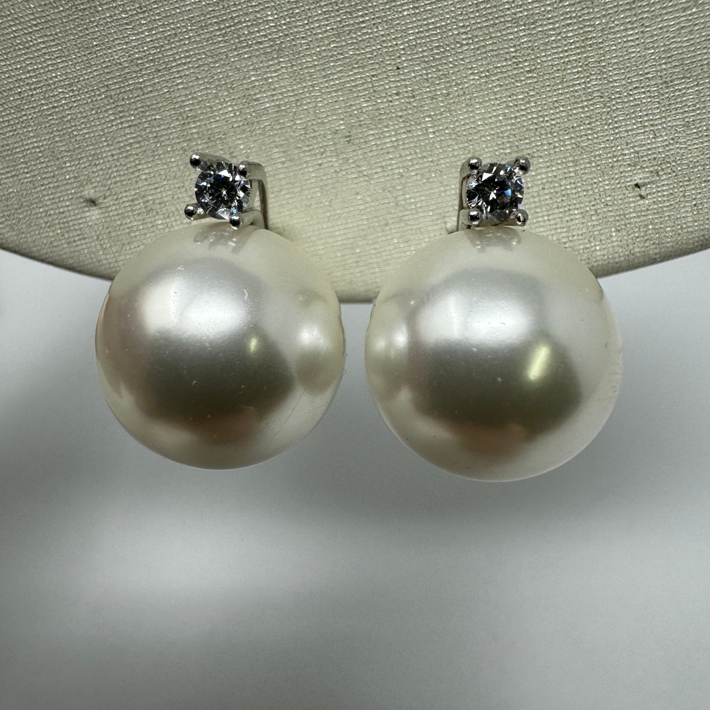 OR CLIP SENZA PERNO PERLA 1,4 CM CON ZIRCONE