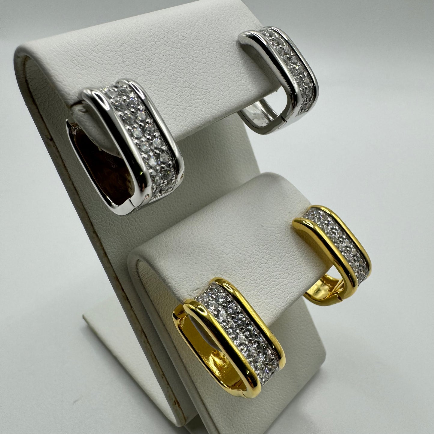 OR RETTANGOLARI CON FASCIA ZIRCONI