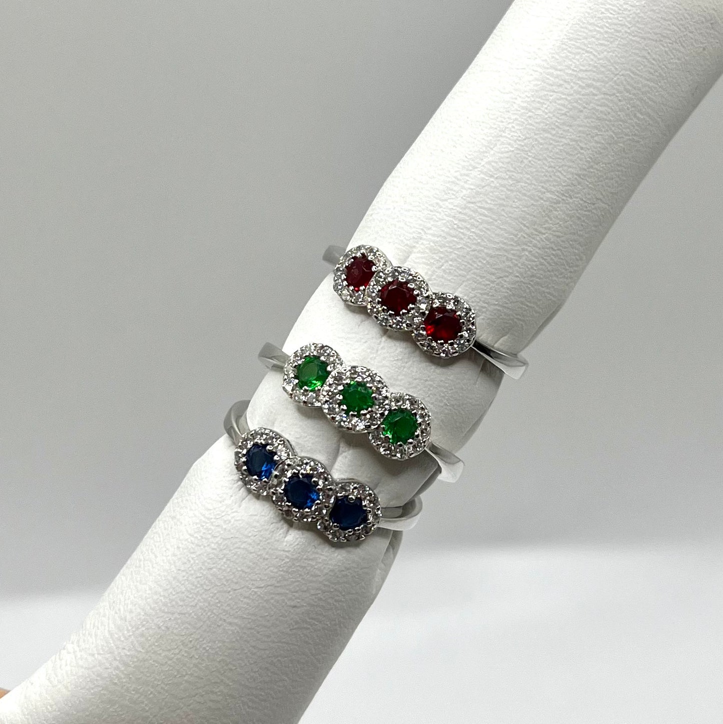 AN 3 PIETRE CONT ZIRCONI