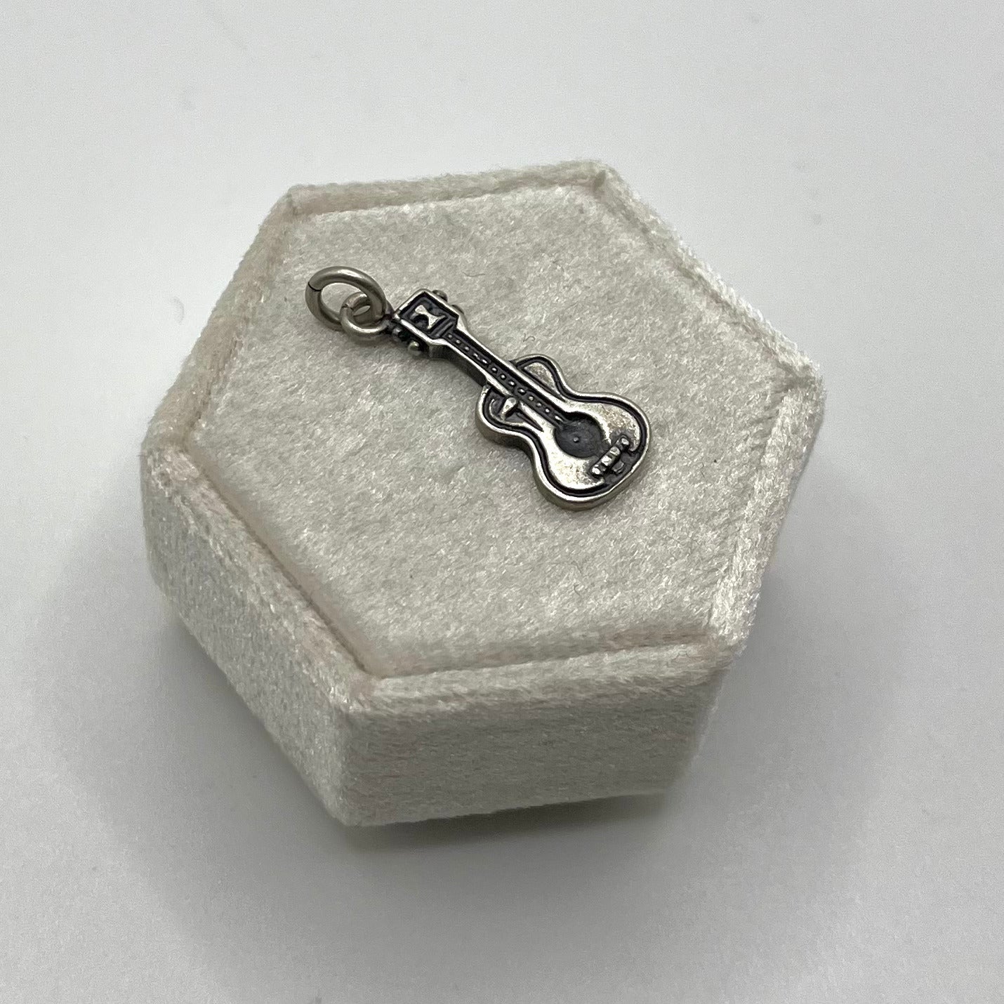 CN CHITARRA OSSIDATA