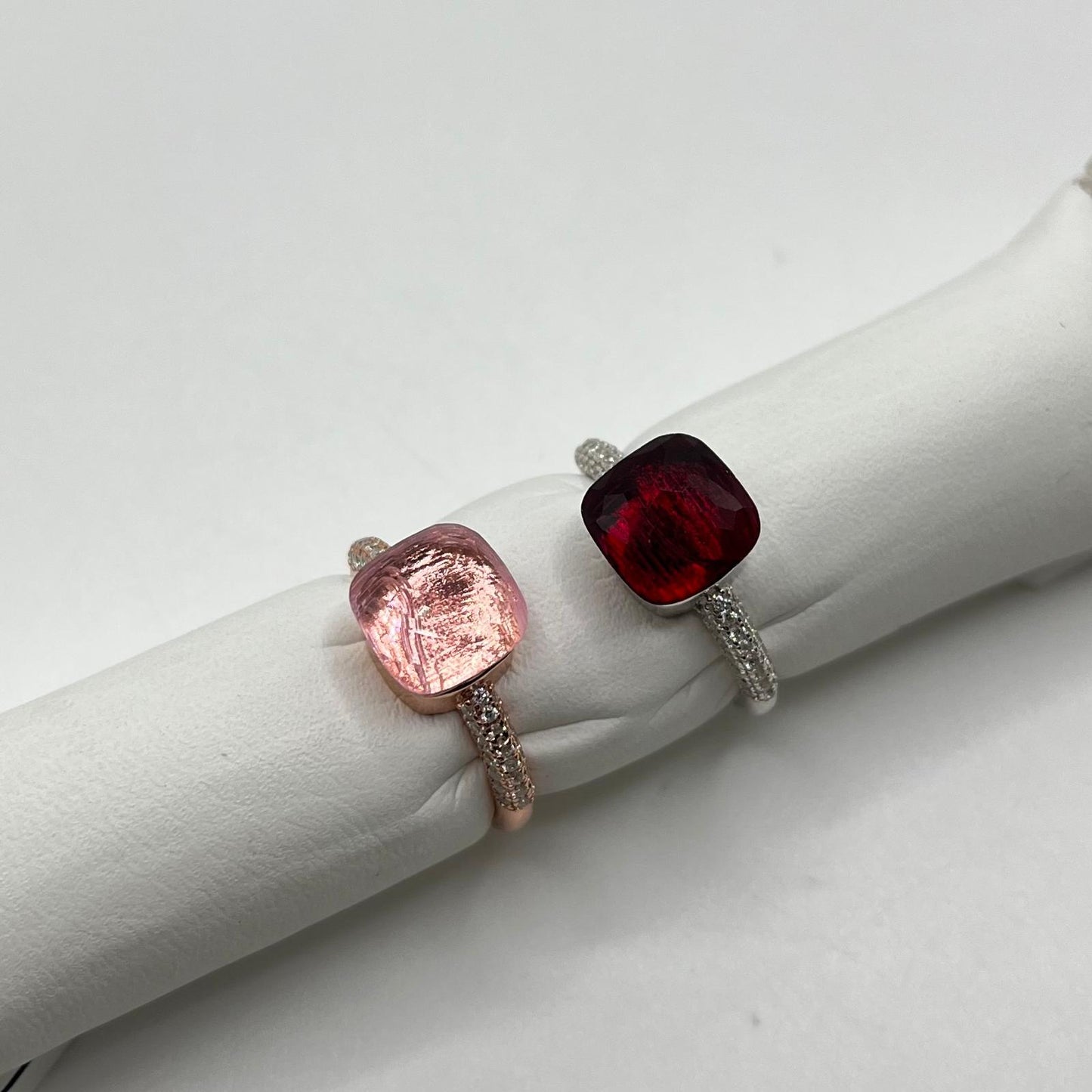 AN PIETRA POMELLATO CON ZIRC