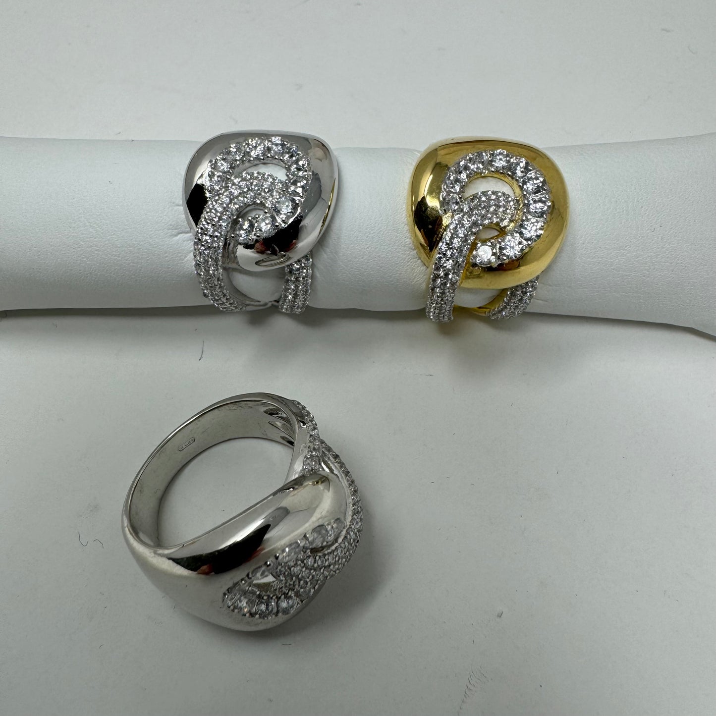 ANELLO ZIRCONI INTR