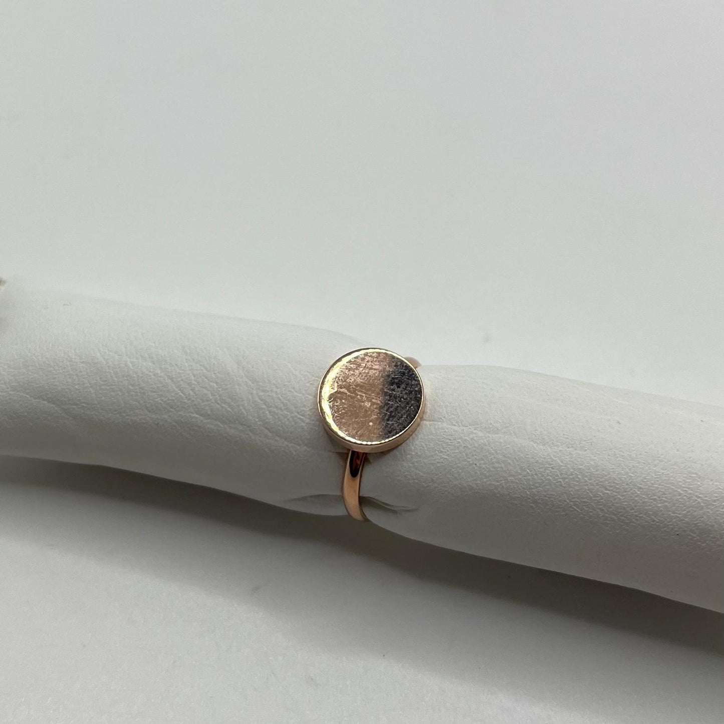 AN APERTO CERCHIO LISCIO