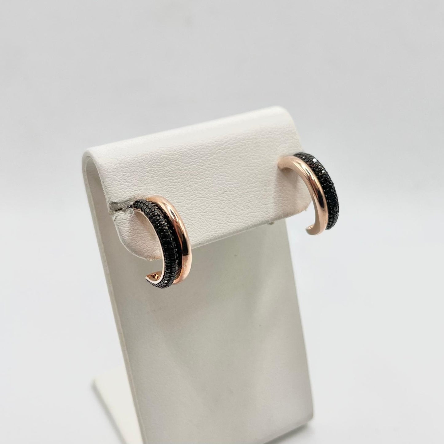 OR CERCHIO META’ ZIRC NERI