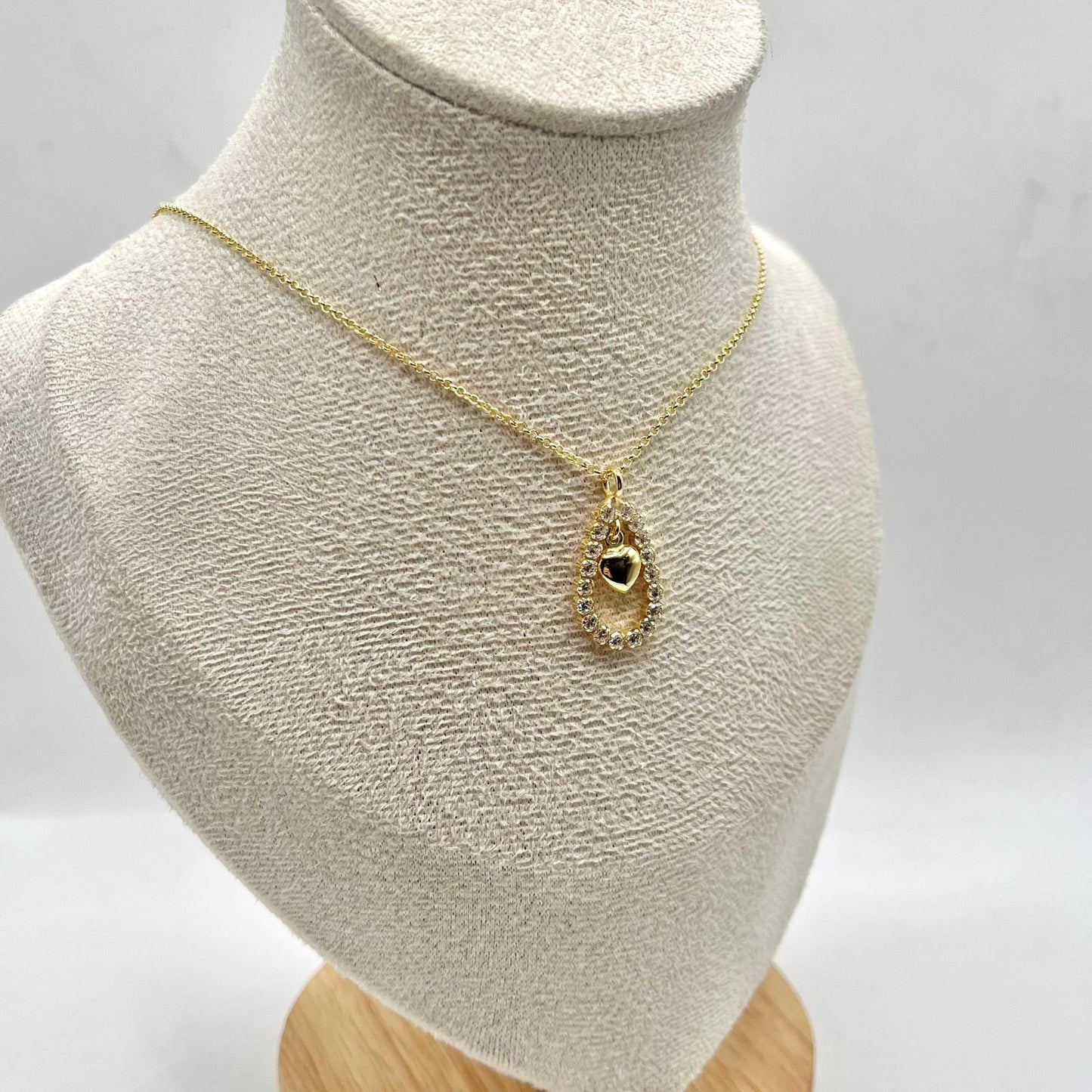 COLLANA GOCCIA ZIRC CON CUORE BOMB