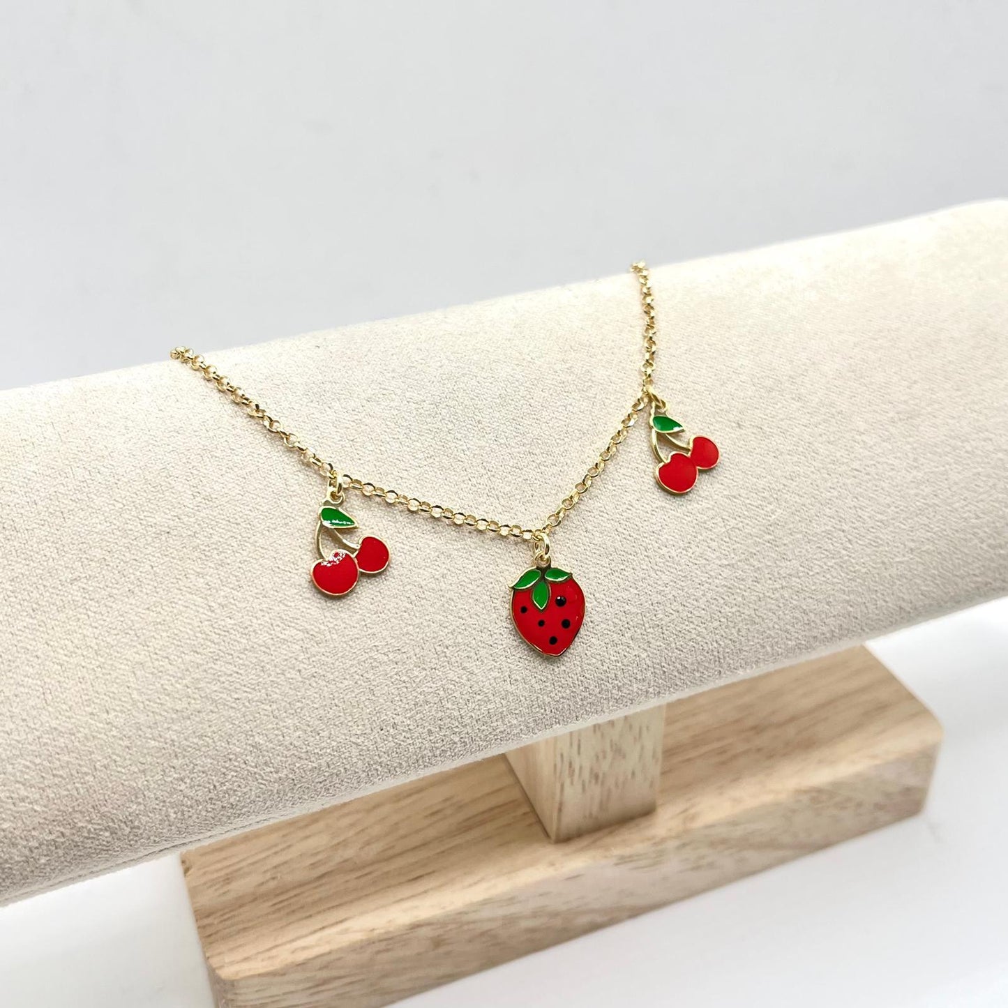 BR CILIEGIE E FRAGOLA SMALTO