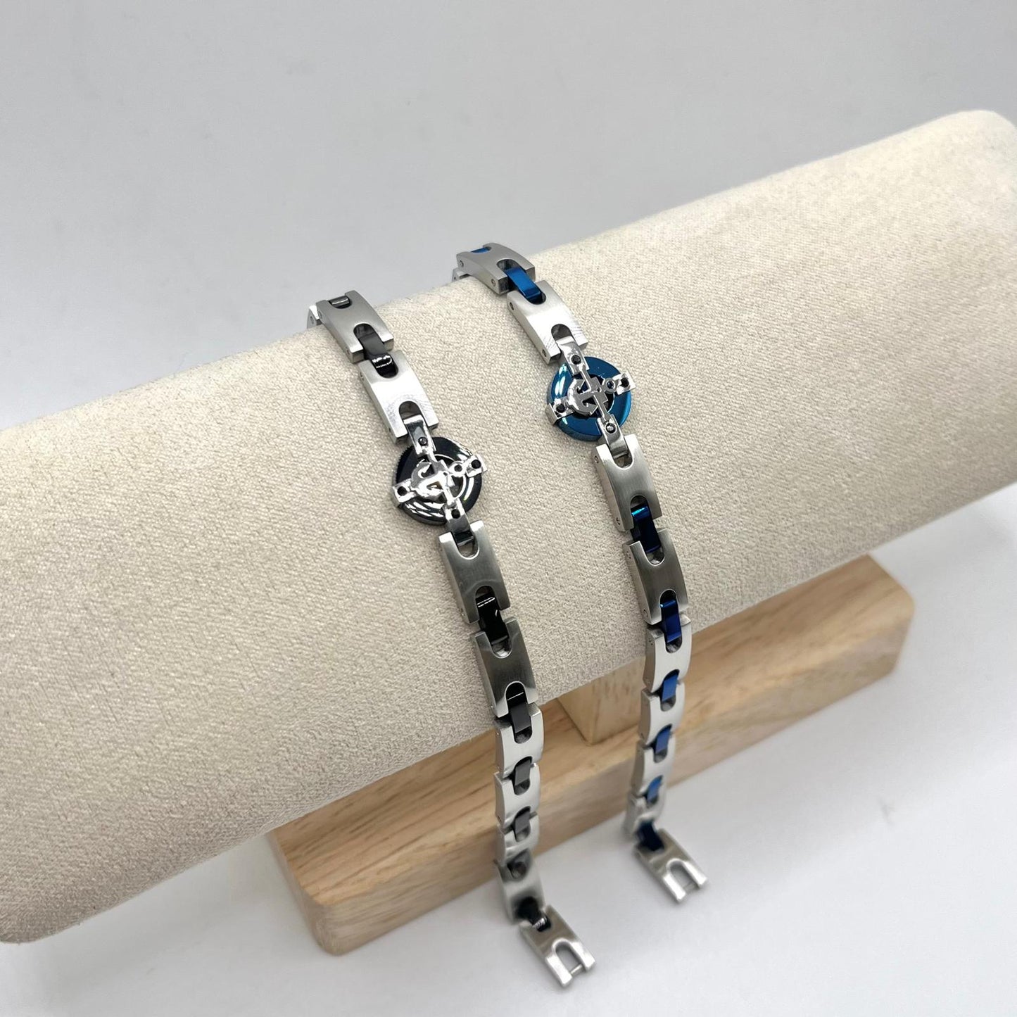 BR ACCIAO COLORATO 6 MM E ANCORA