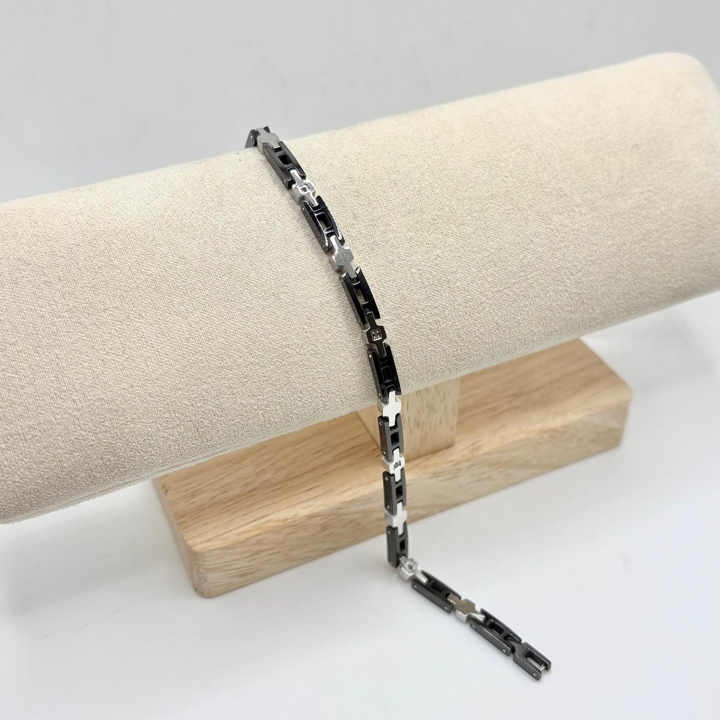 BR ACCIAIO TARGHE GRICIE ZIRC NERO