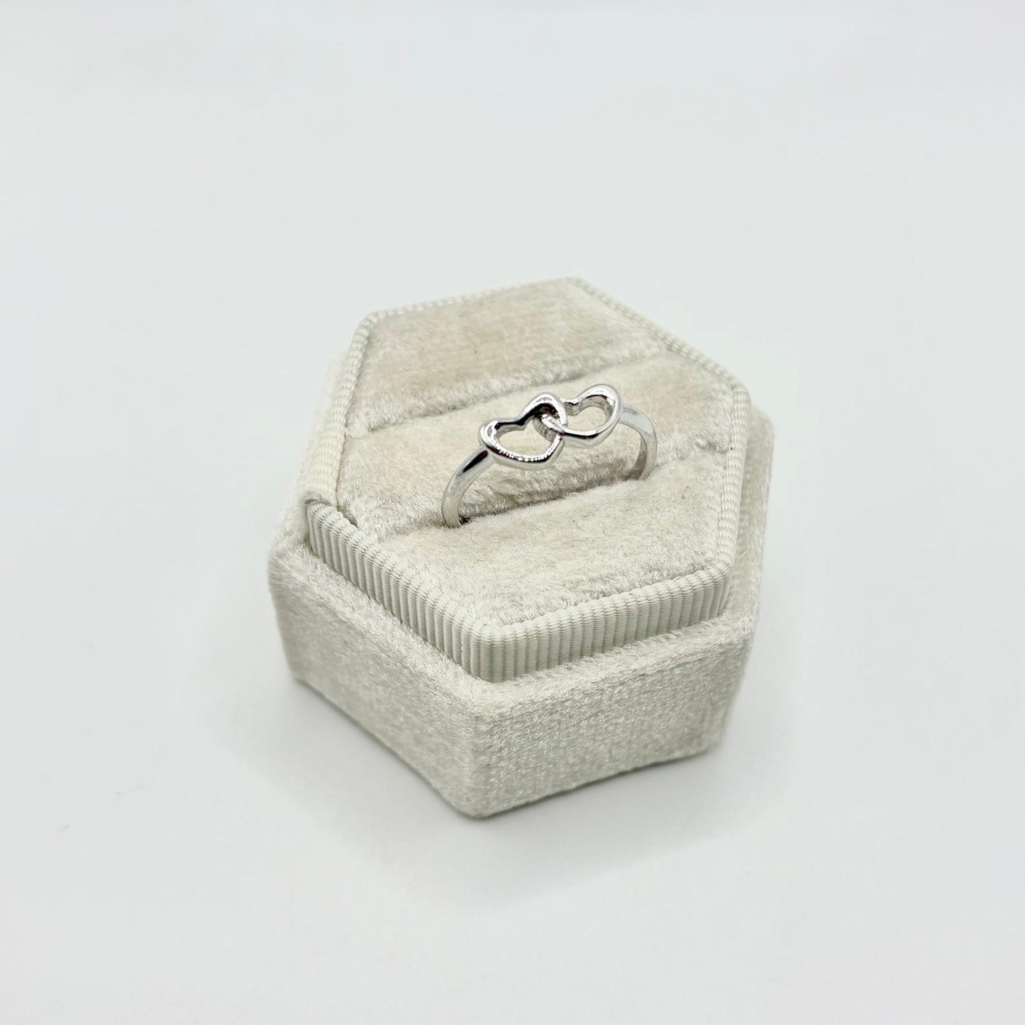 AN DOPPIO CUORE INTRECCIO