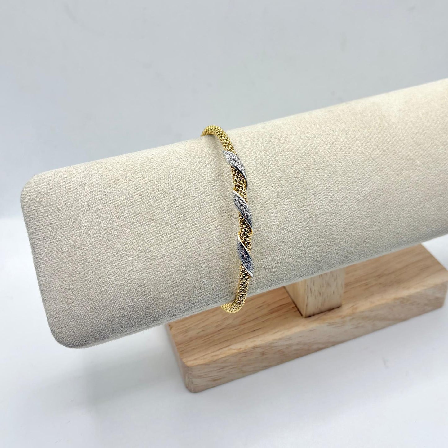 BR RIGID WITH ZIRCON SNAKE