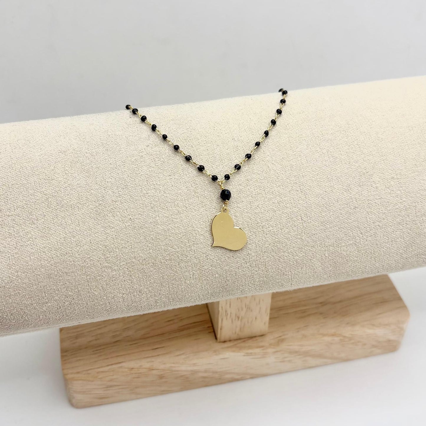 BR PERLINE NERE E CUORE LISCIO