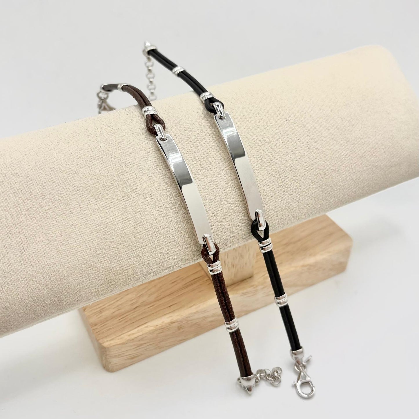 BR PELLE CON TARGA 4 X 0,6 CM