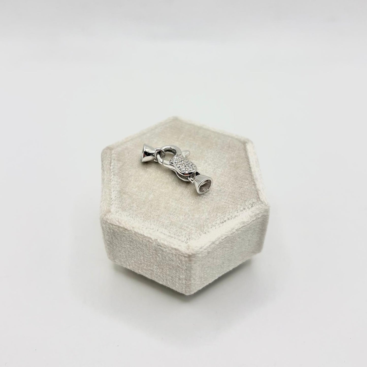 CH MOSCHETTONE ZIRC E CAMPANELLA