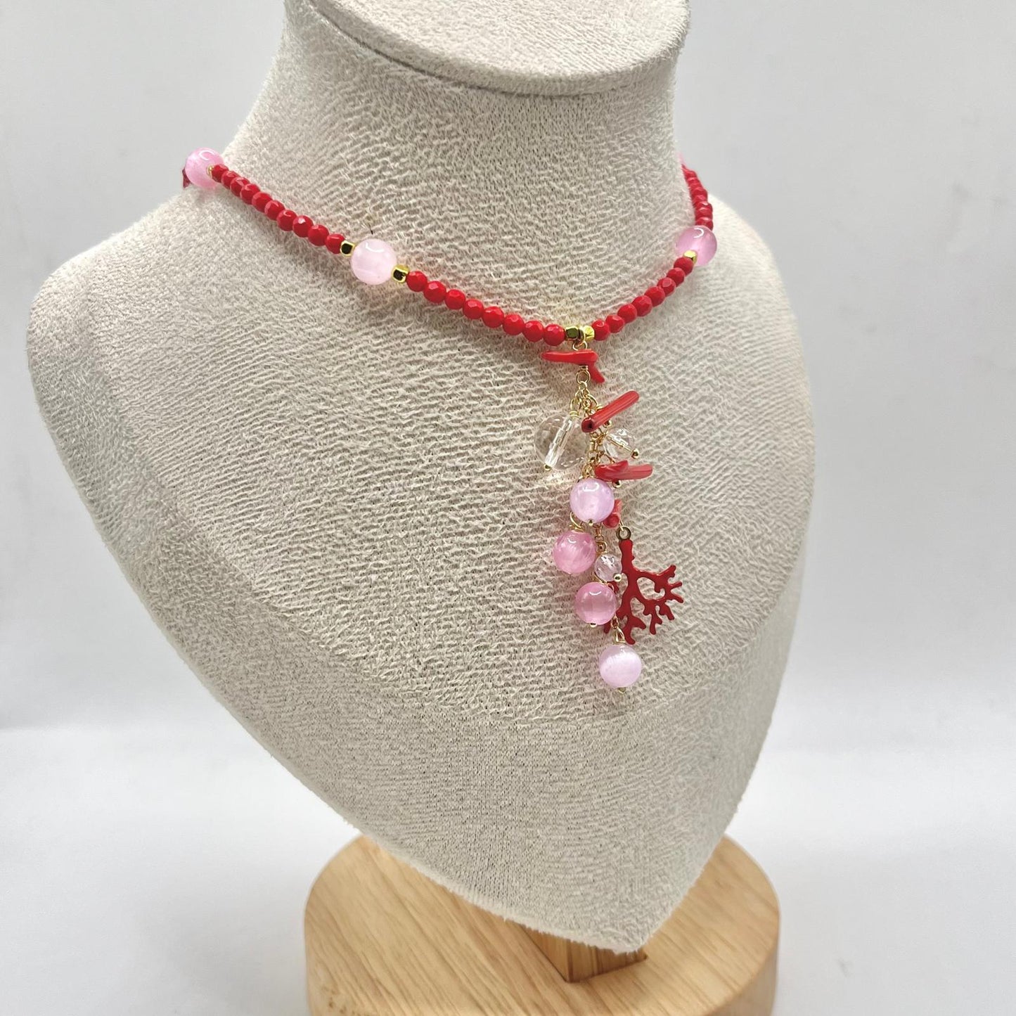 CL PERLINE ROSA E ROSSE CON PENDENTE CORALLO