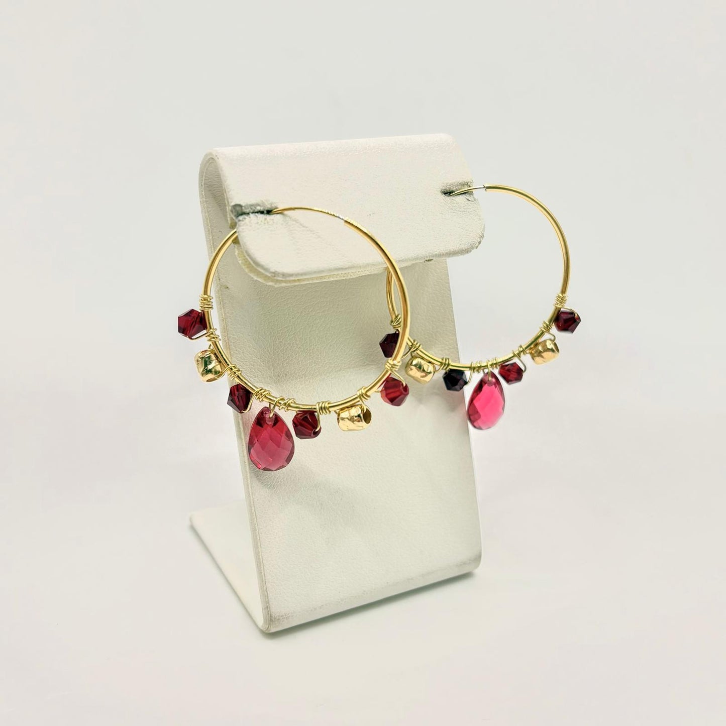 COR CERCHIO 3,1 CM PIETRE ROSSE PENDENTI