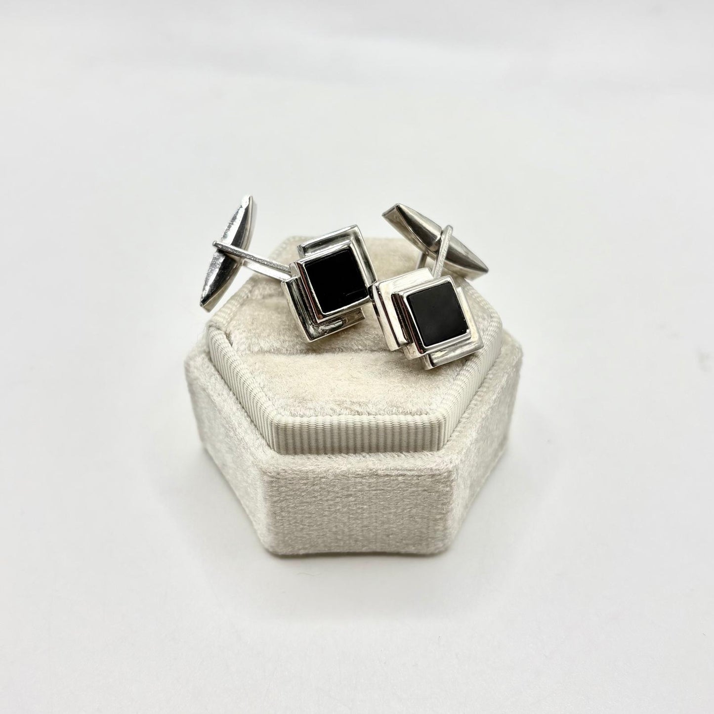 GM TRE ROMBI E QUADRATO NERO