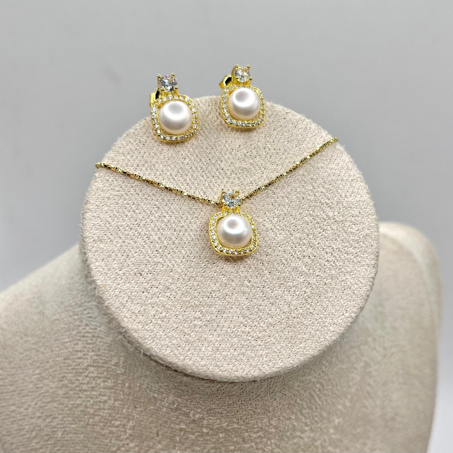 SET CL + ORECCHINI PERLA E ZIRC QUADRATO