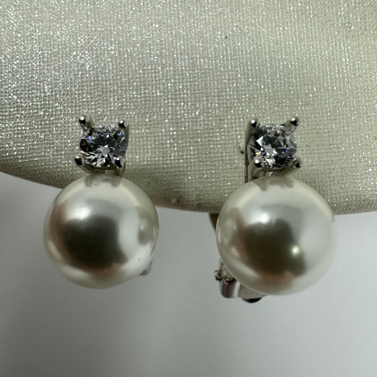 OR CLIP SENZA PERNO PERLA 8MM CON ZIRCONE