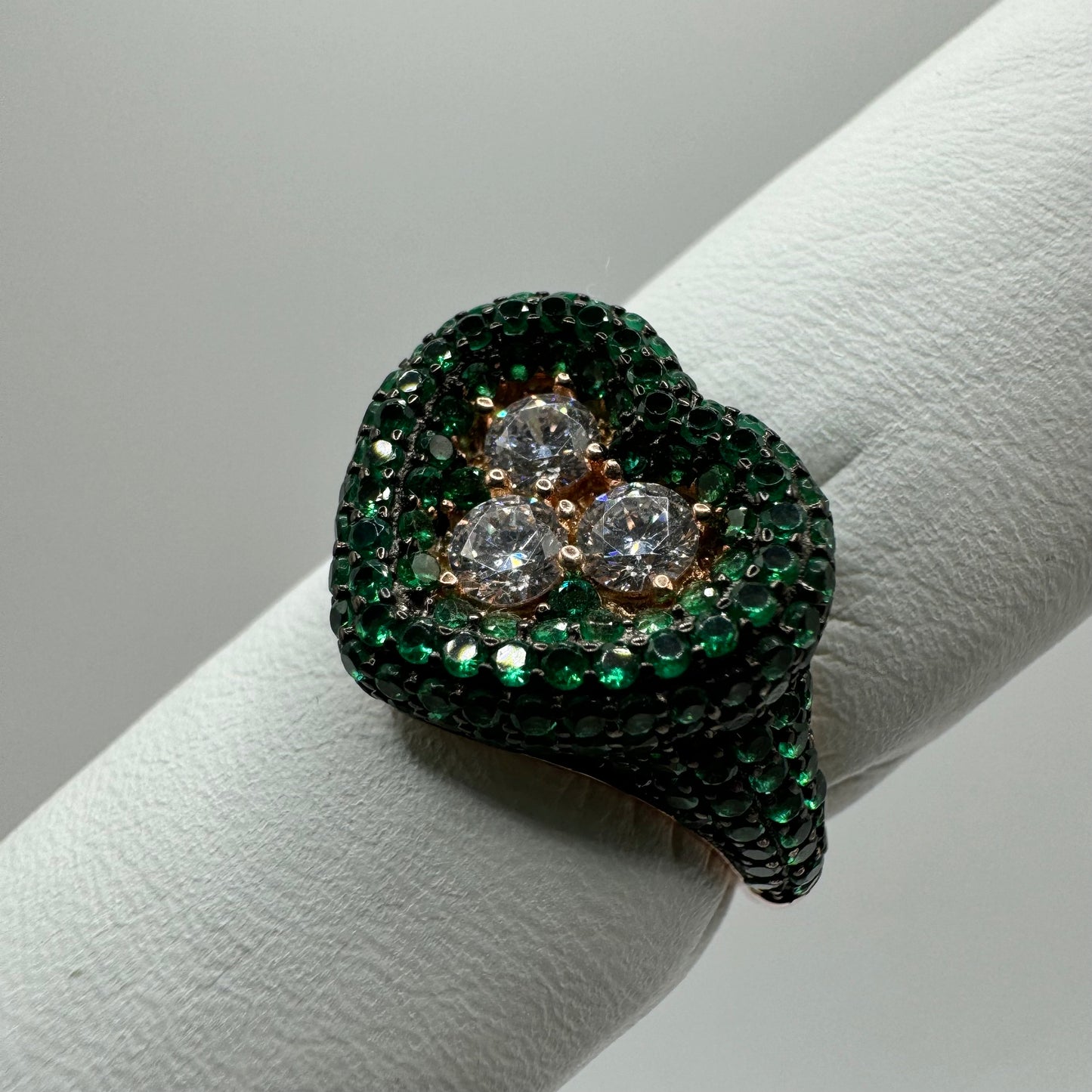 AN ZIRC COLORATI CUORE 3 ZIRC CENTRALI