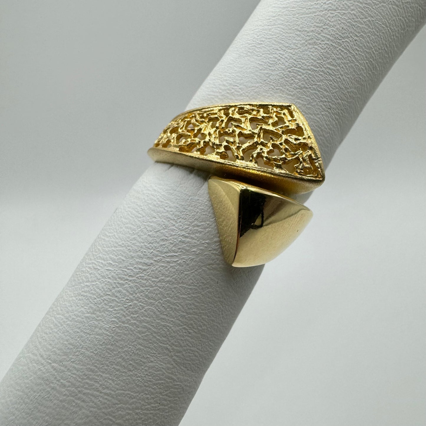 AN INTRECCIO SAT LAVORATO E LISCIO