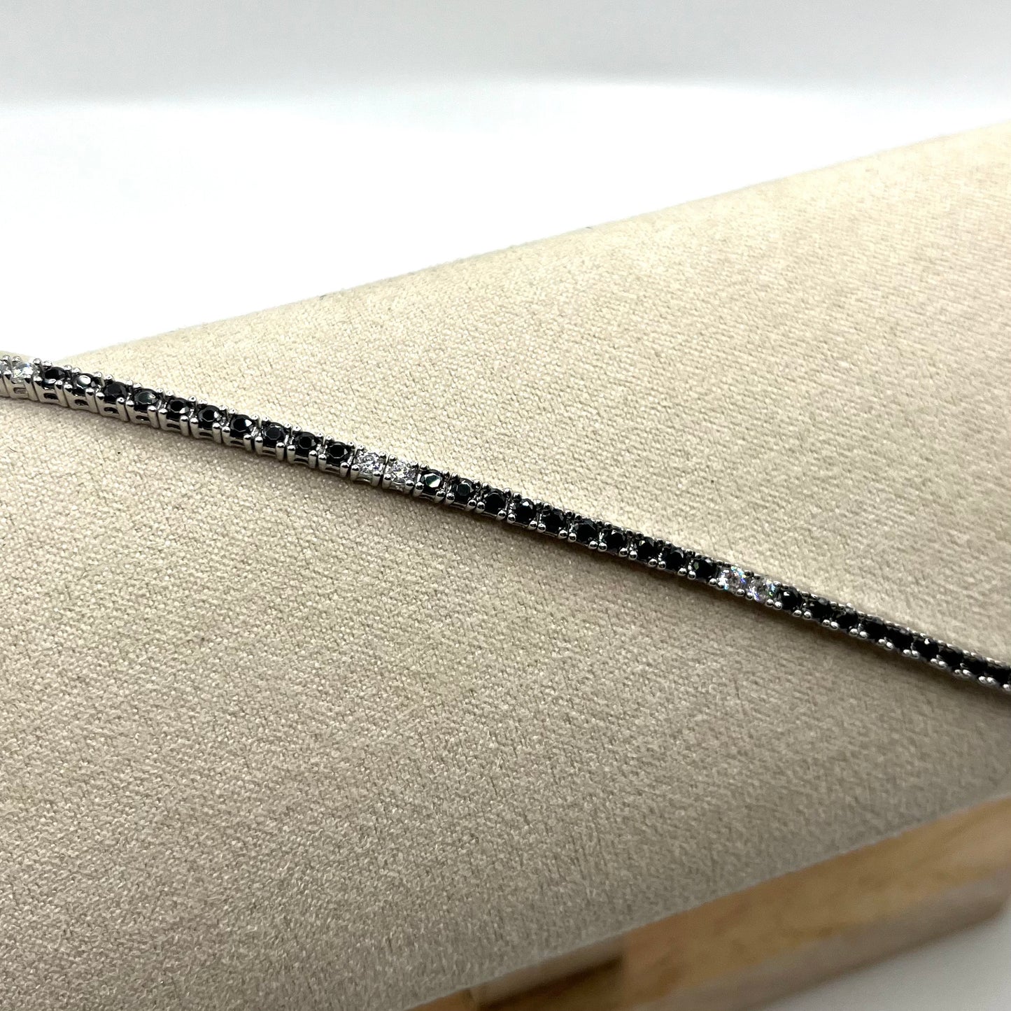 TN NERO 2 ZIRC BIANCHI 2 MM