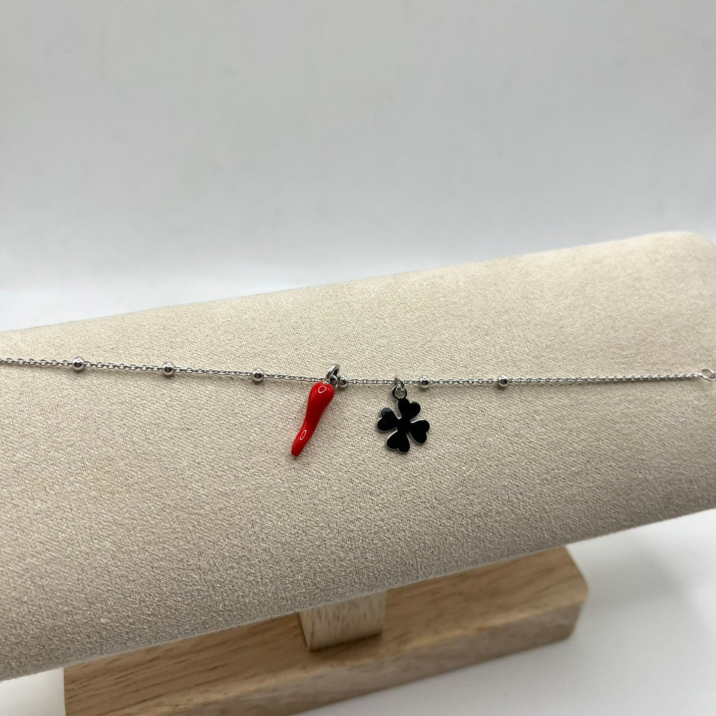 BR PALLINE CORNO E CHARM QUADRIFOGLIO