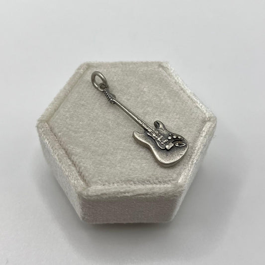 CIONDOLO CHITARRA OSSIDATO