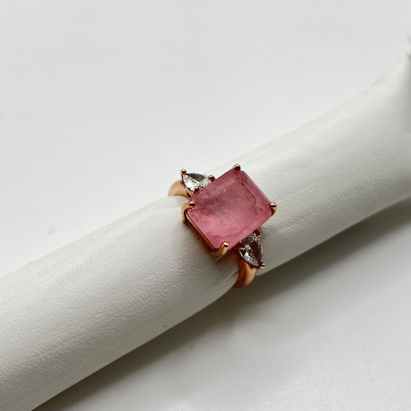 AN DUE ZIRC E PIETRA RETT CENTRALE