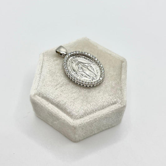 CN MADONNA ZIRC 2X1,5CM