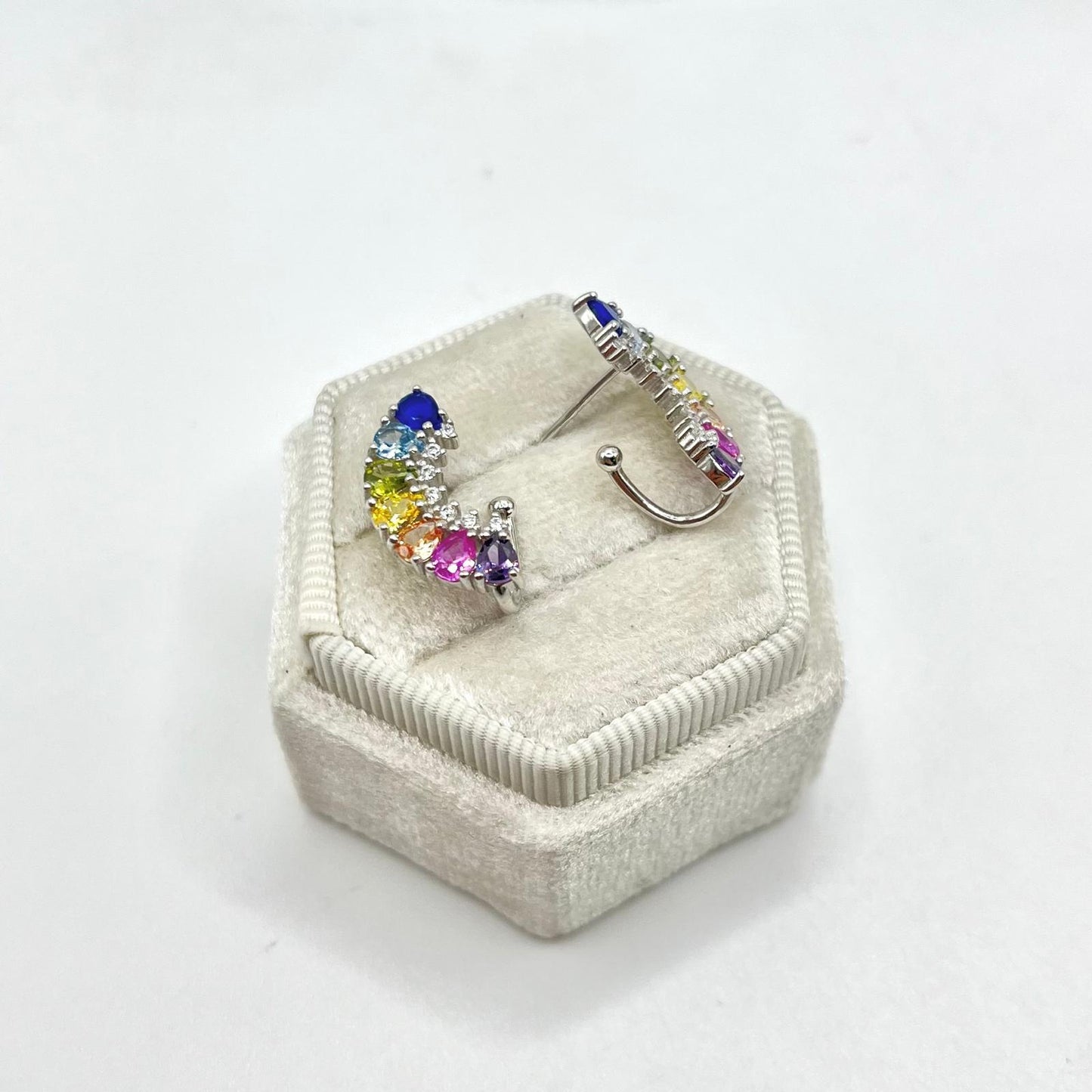 ORECCHINO ARCOBALENO PIETRE ZIRC