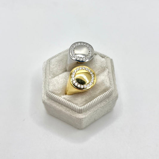 AN MIGNOLO LISCIO CON ZIRC