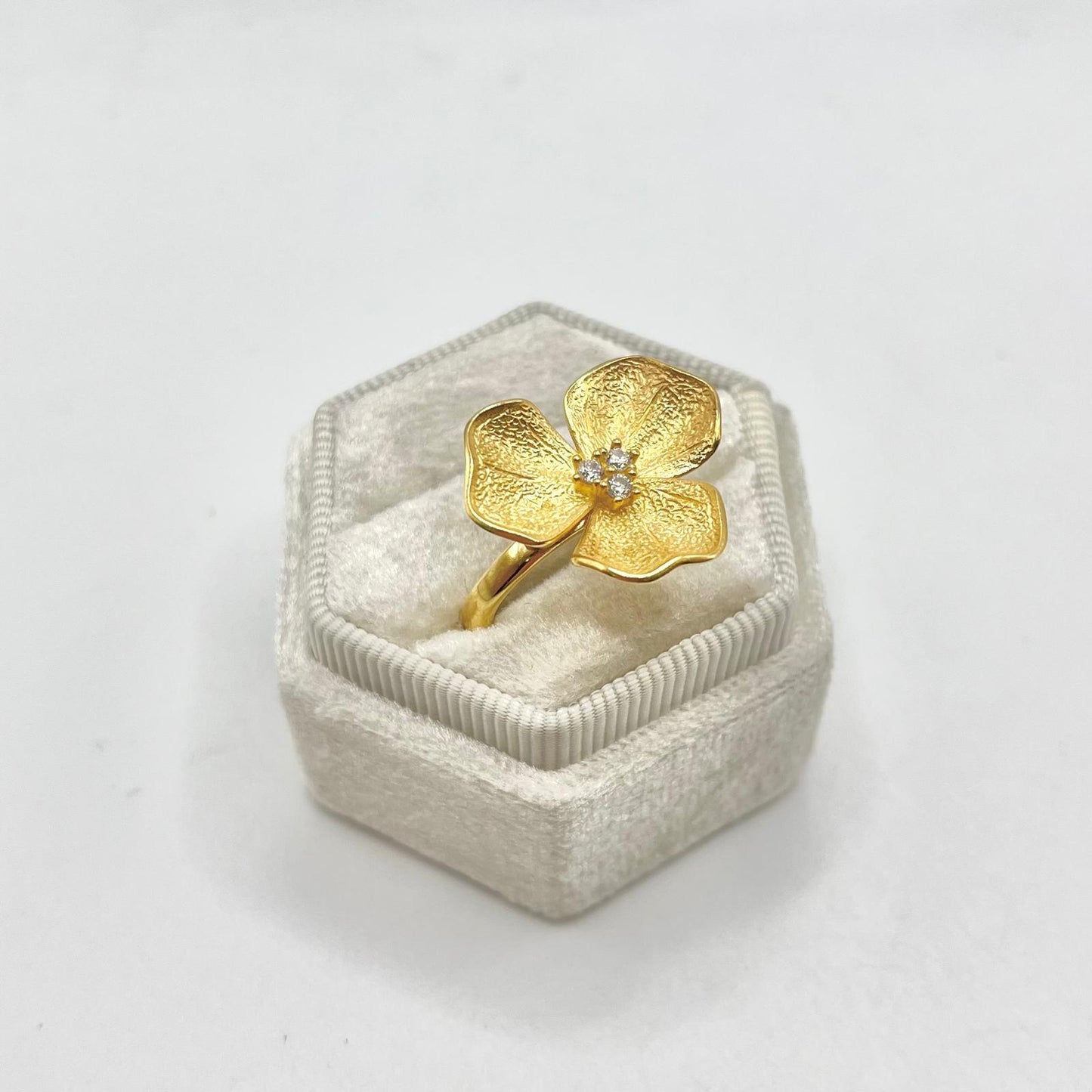 AN FIORE LAV CON ZIRCONE