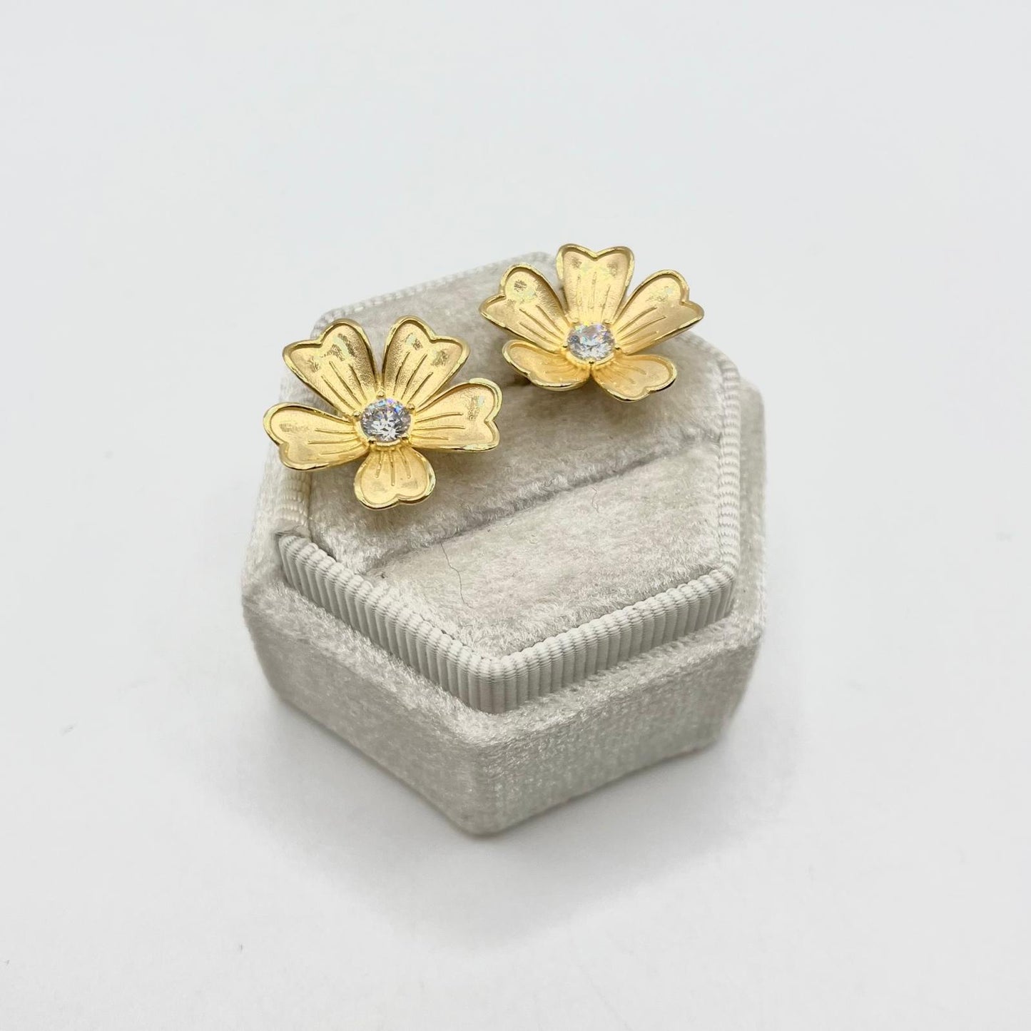 OR FIORE LAV CON ZIRC CENTRALE