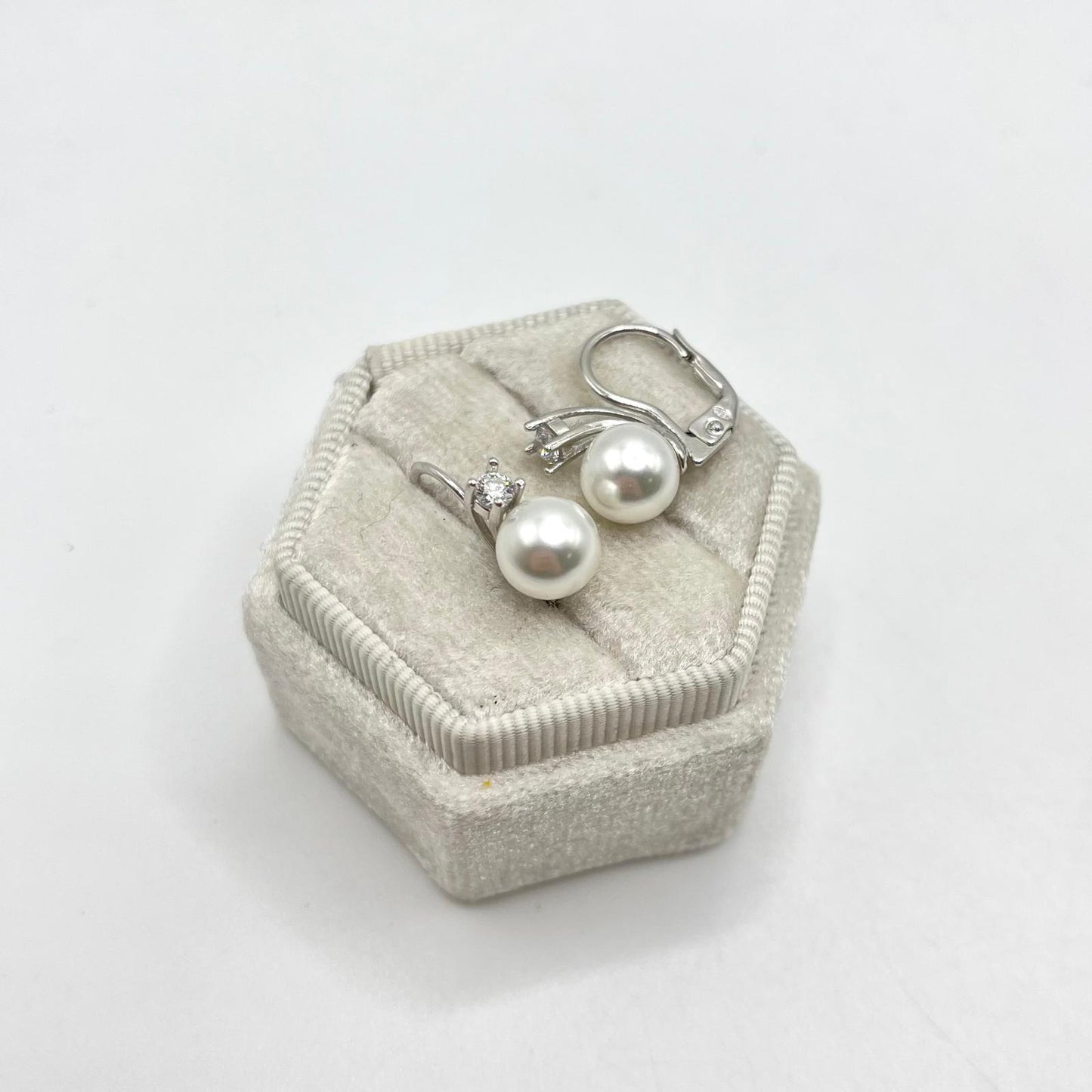 OR PERLA SINTETICA 8 MM MONACHELLA ZIRCONE