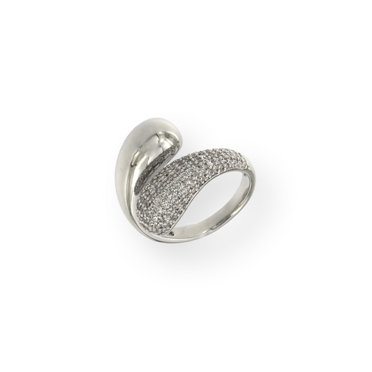 AN INCROCIO LISCIO E ZIRCONI