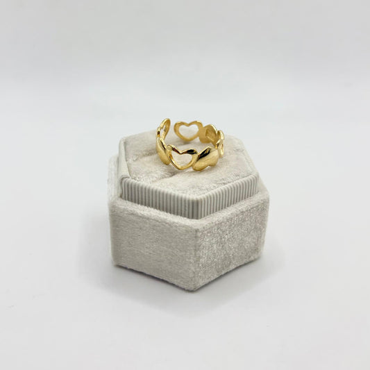 AN A GIRO CON CUORI LISCI E TRAF