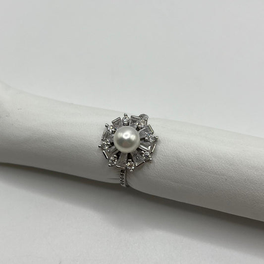 AN FIORE PERLA CENTRALE