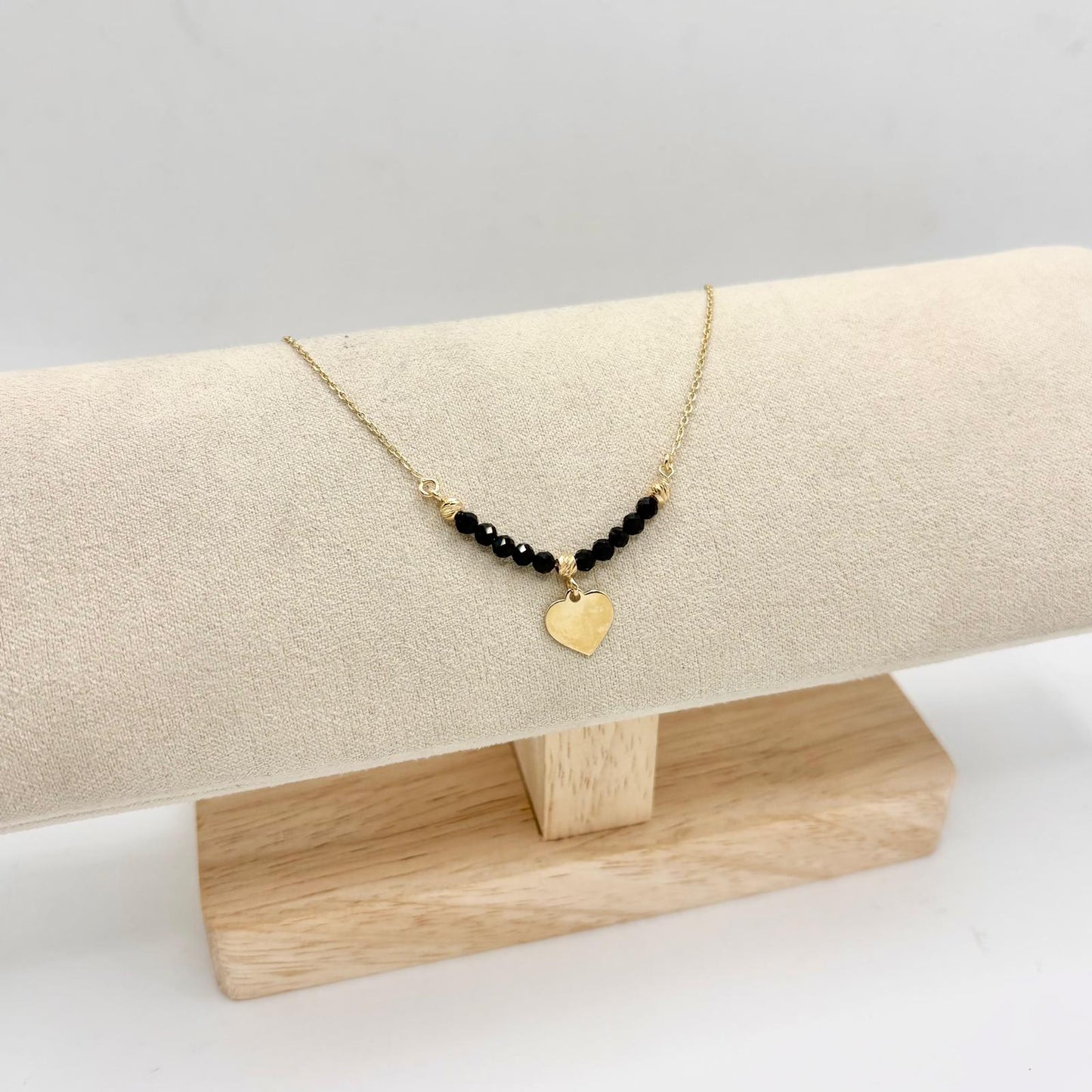 BR PERLINE NERE E CUORE LISCIO