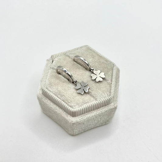 CAP 2MM QUADRIFOGLIO PENDENTE