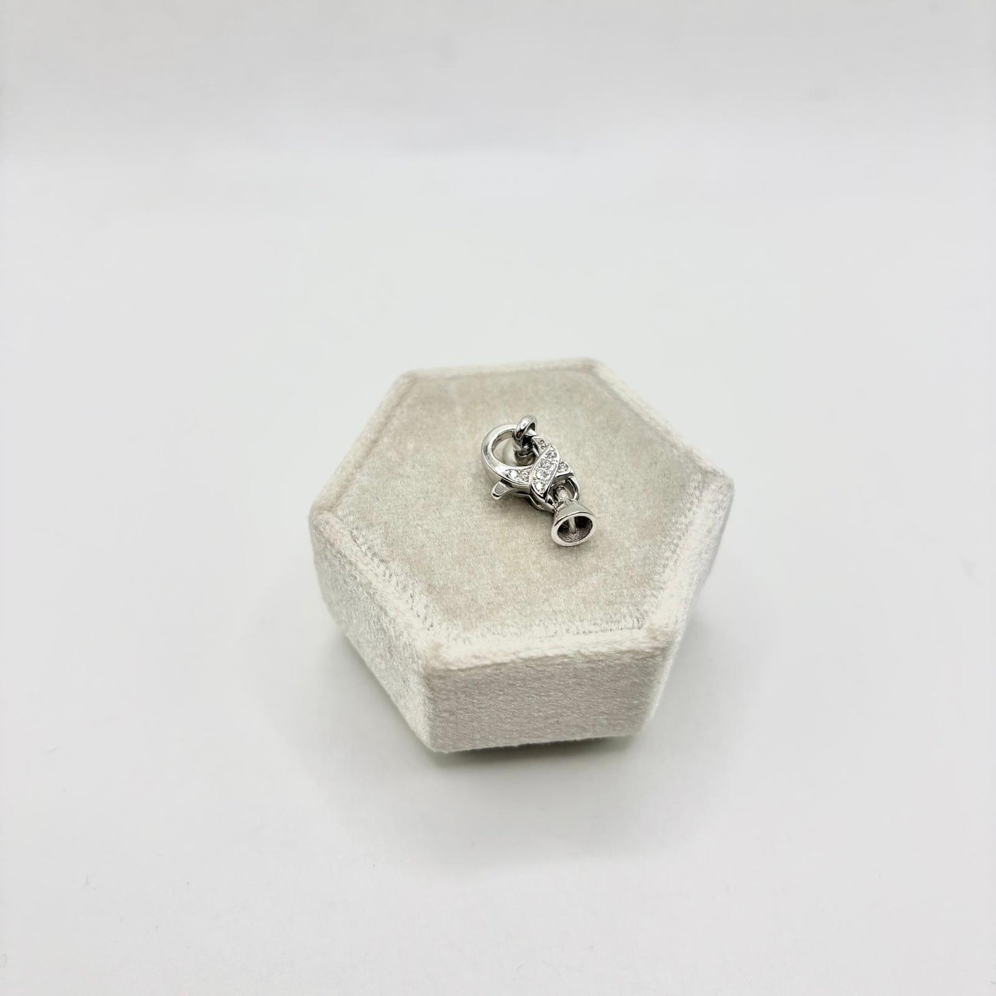 CH MOSCHETTONE ZIRC E CAMP LISCIE