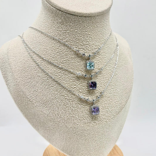 CL PIETRA QUADRATA COLOR PEND + ZIRC