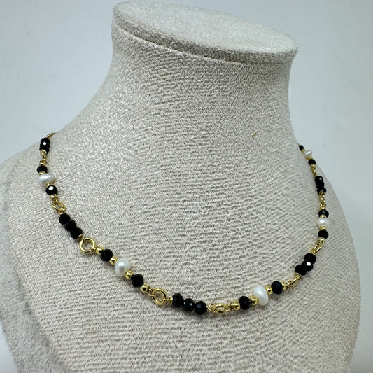 CL PERLE E PIETRE NERE