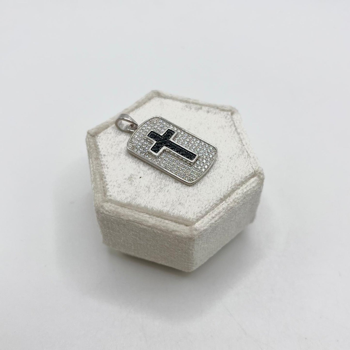 CN MEDAGLIA ZIRC CON CROCE NERA