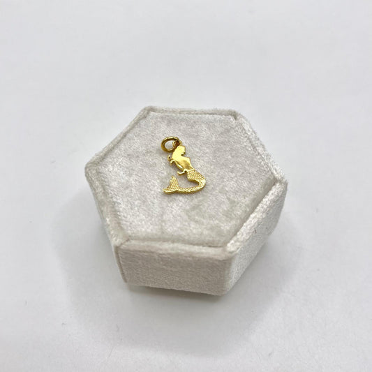 CN SIRENA META’ LISCIA