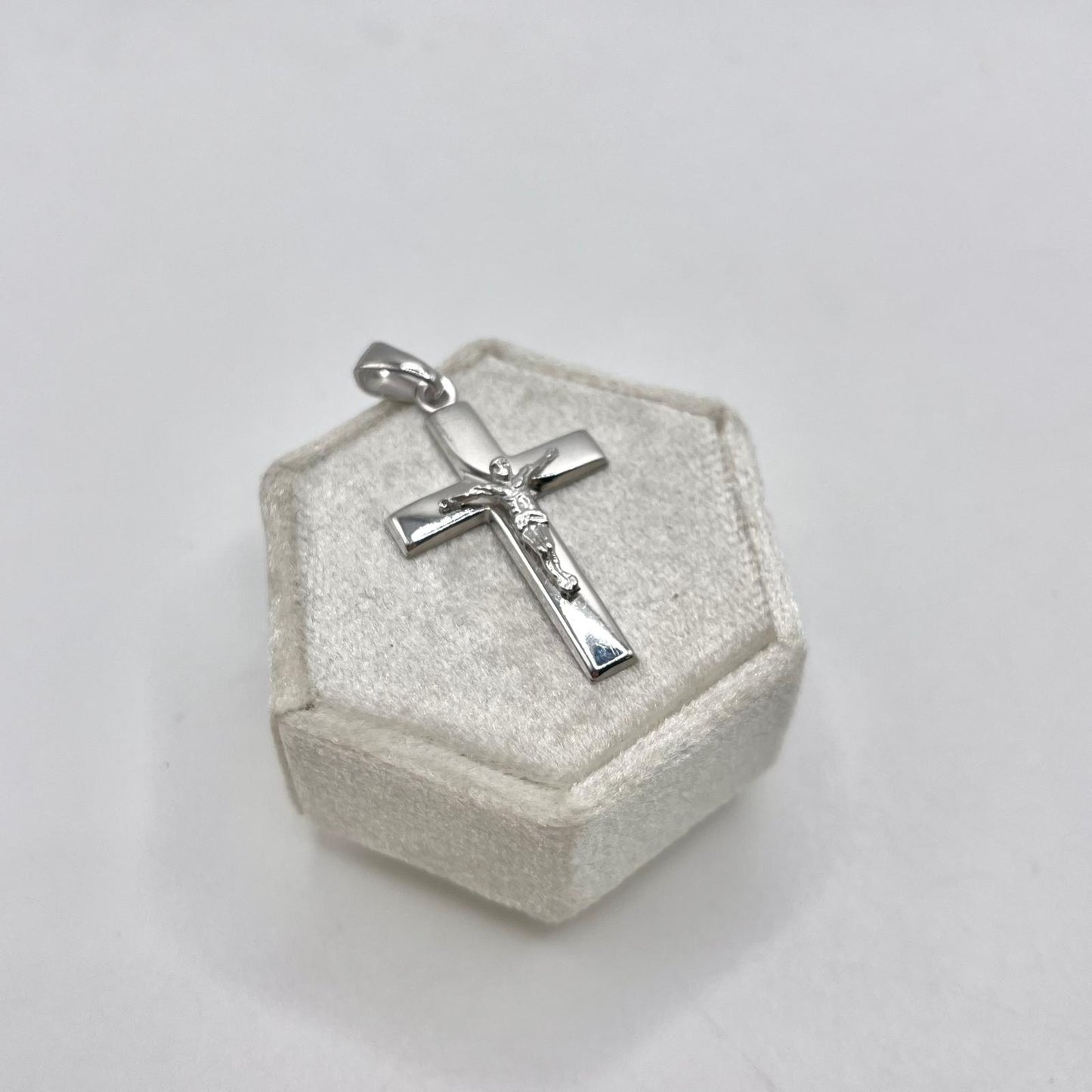 CN CROCE OPACA E CRISTO