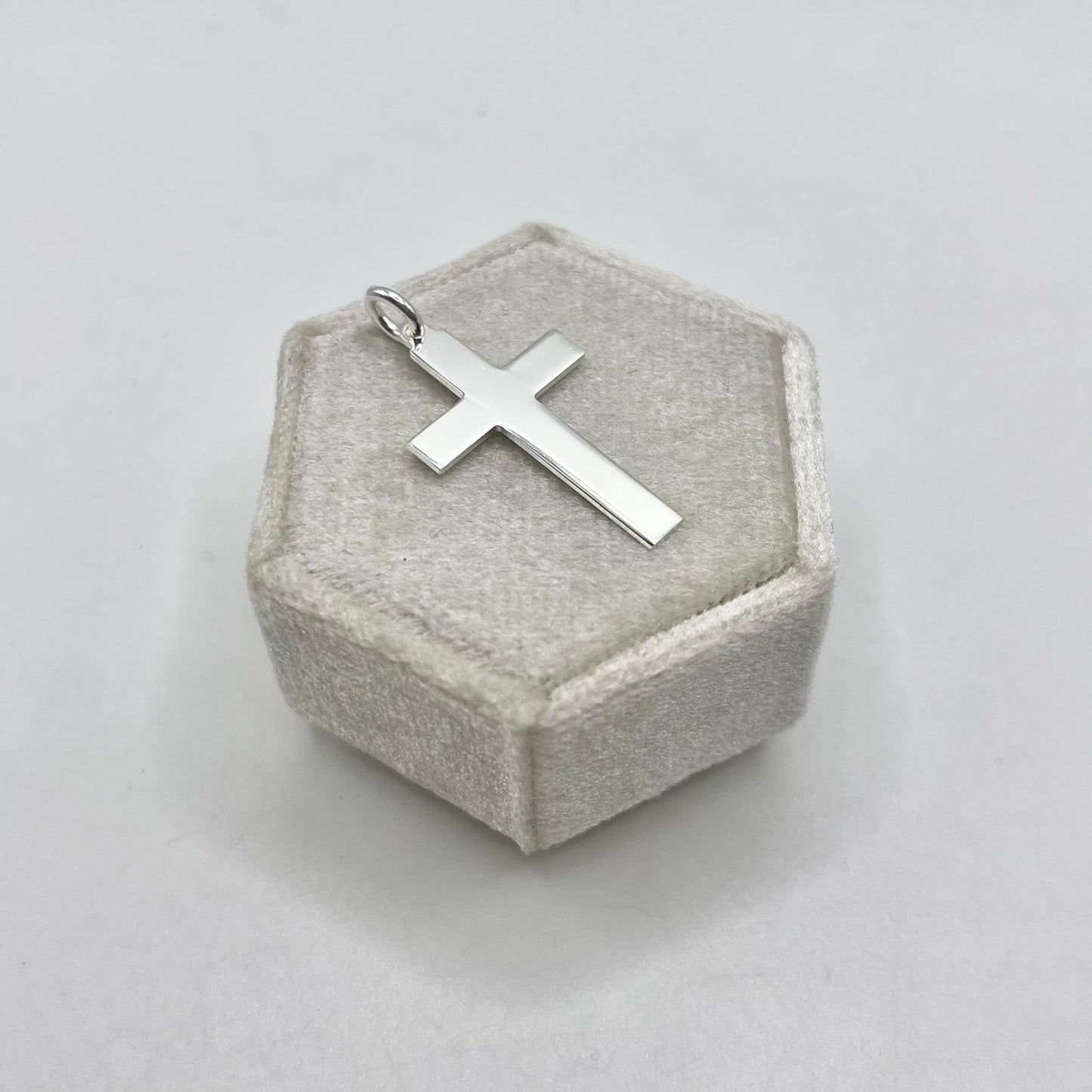 CN CROCE LISCIA 2,5X1,6 CM