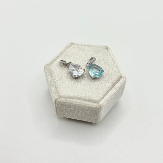 CN GOCCIA PIETRA E 3 ZIRCONI