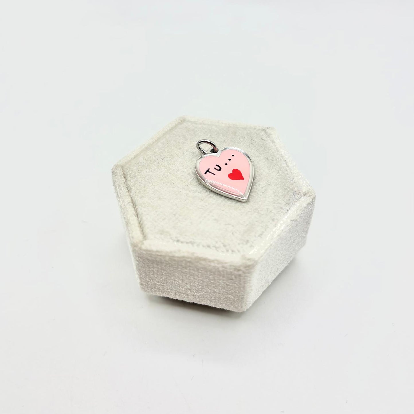 CN CUORE SCRITTA "TU" SMALTO ROSA