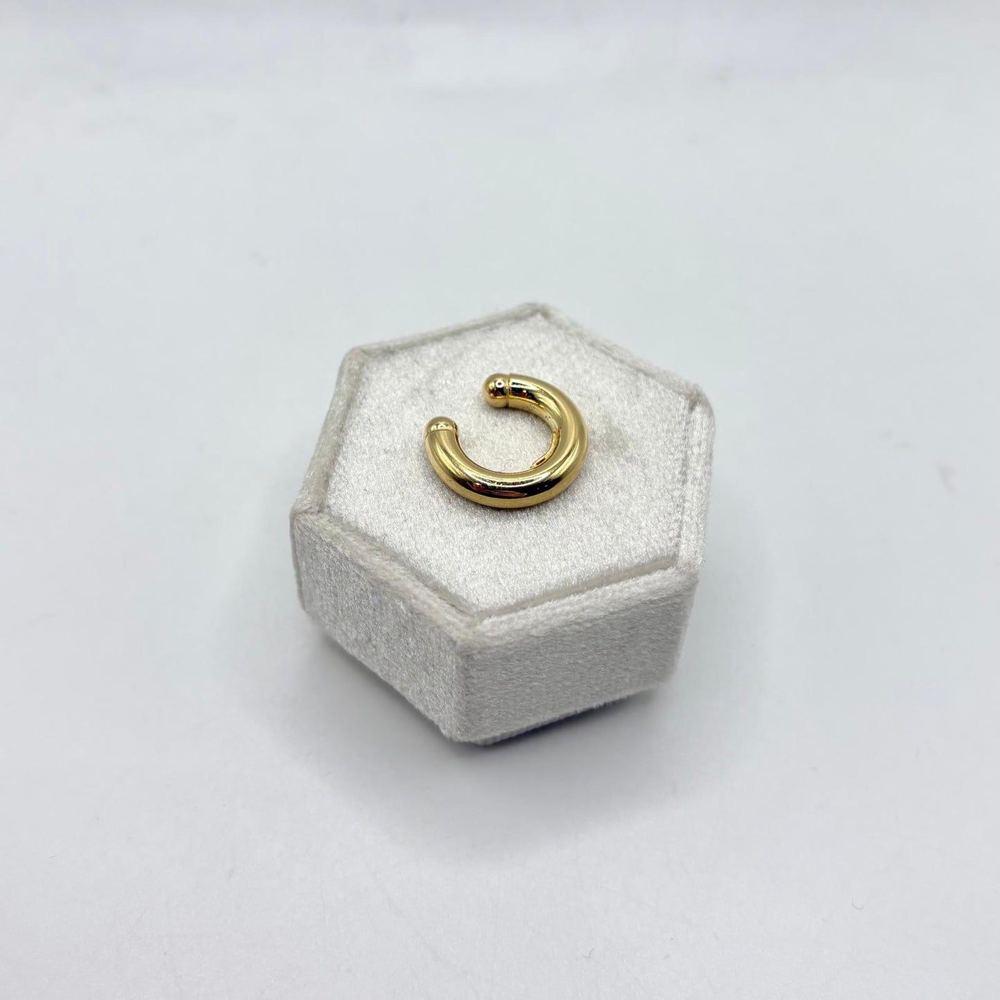 EARCUFF LISCIO 4 MM 1,7 D
