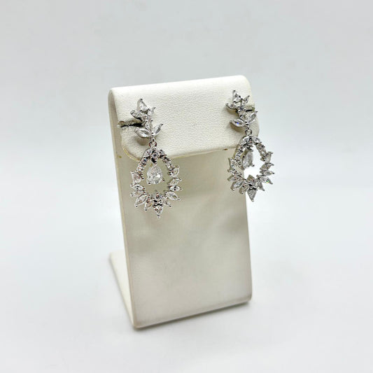 OPN OVALE CON PIETRE E ZIRCONI